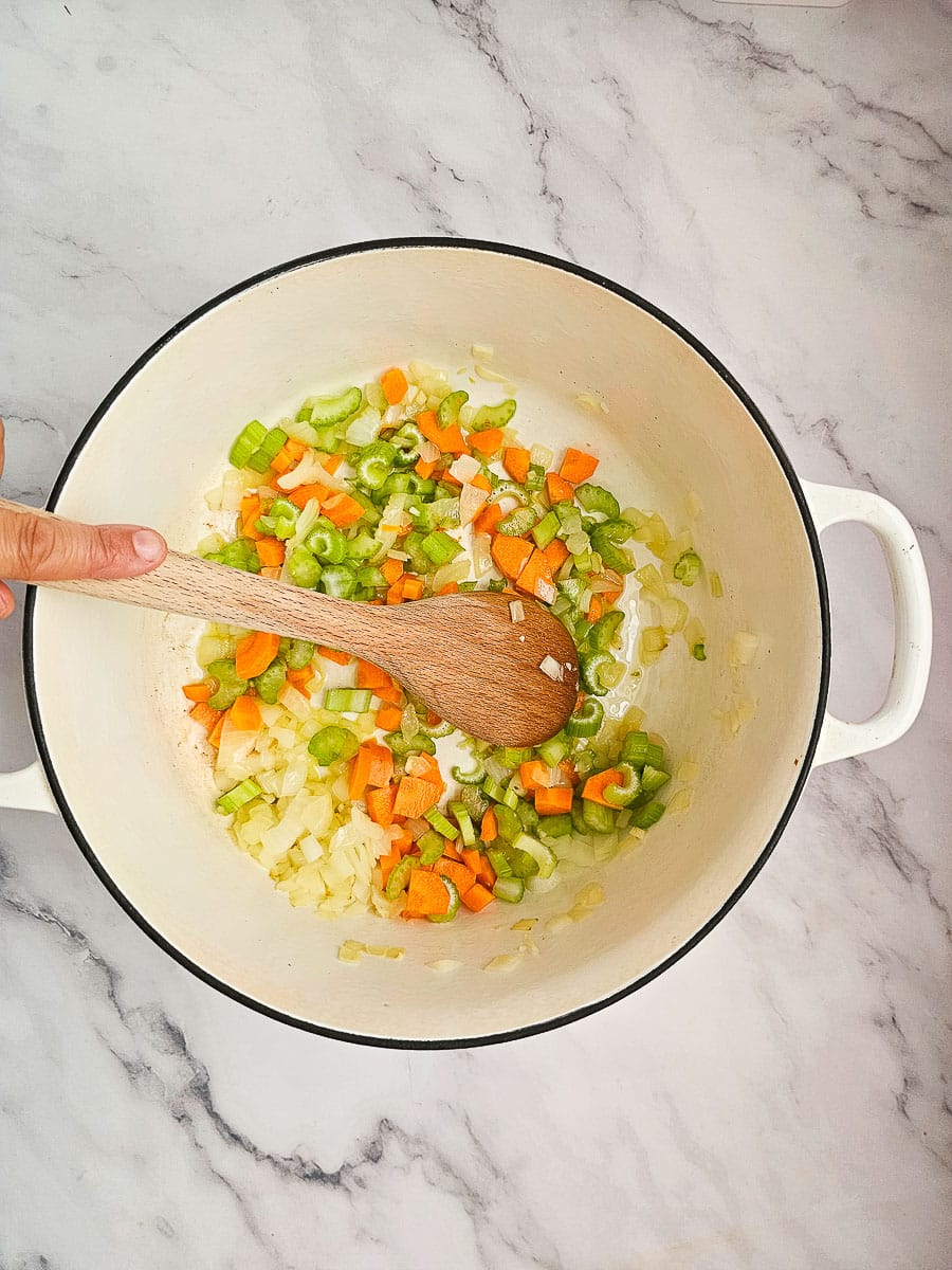 saute vegetables in pot
