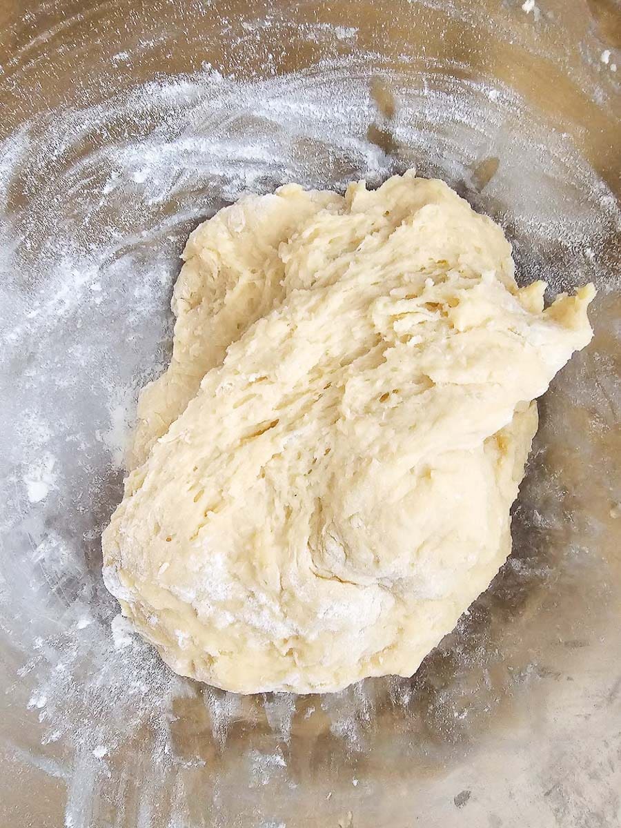 tsoureki-dough consistency