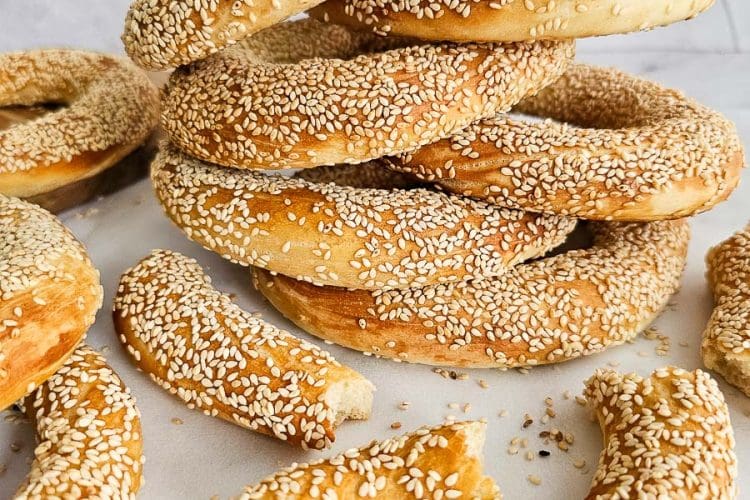 Koulouri-Greek-Sesame-bread-ring