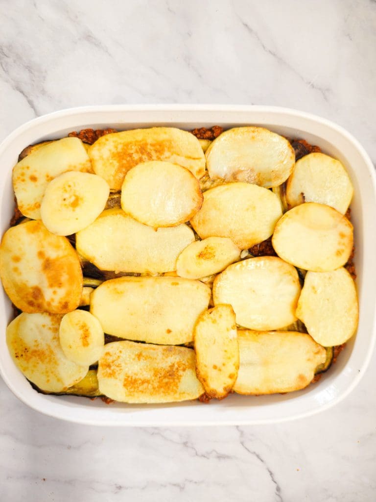 Muskaa Moussaka (Minced Beef, Eggplant and Potato Bake) - mum's Greek recipes