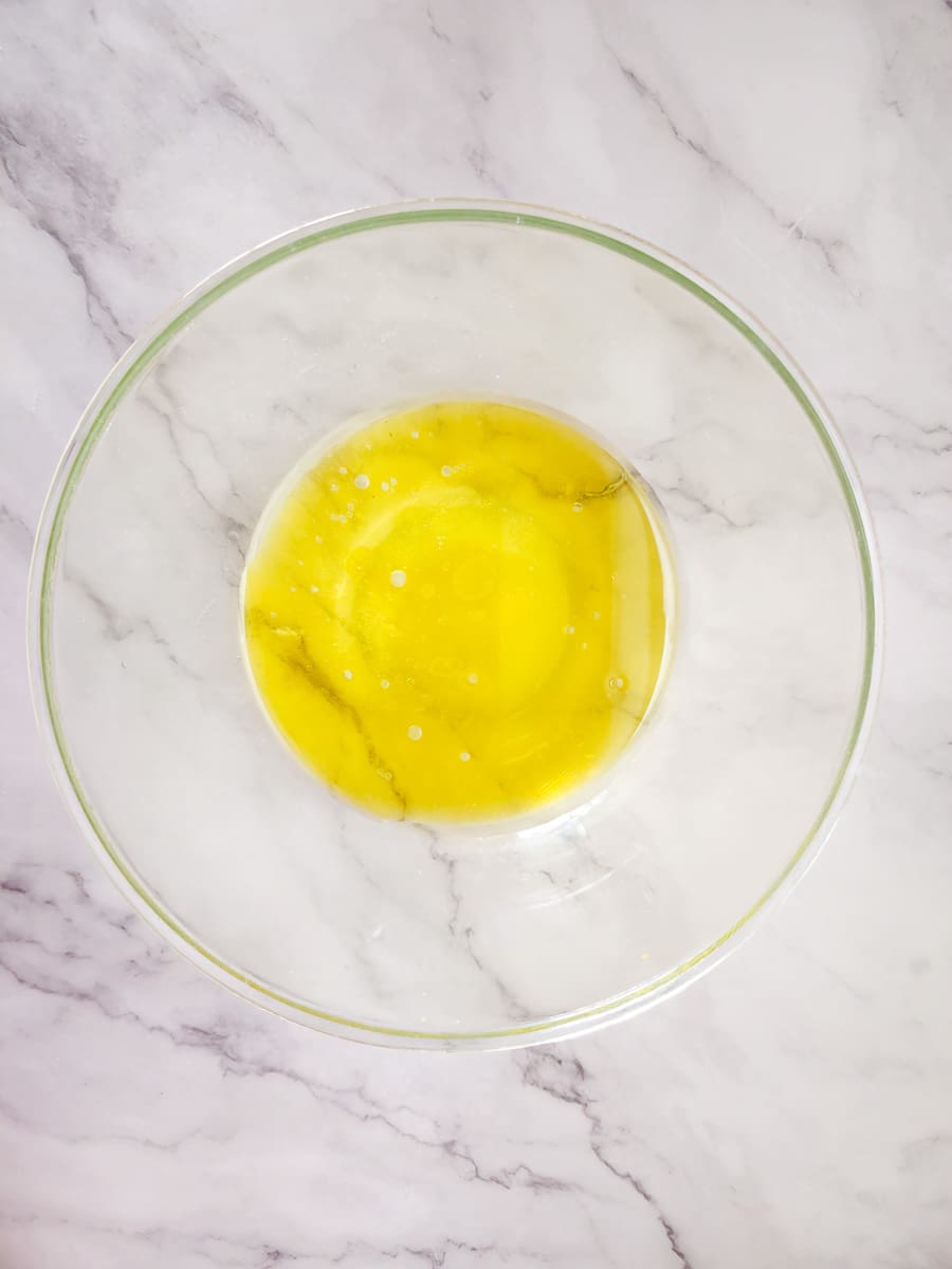 olive oil in a bowl