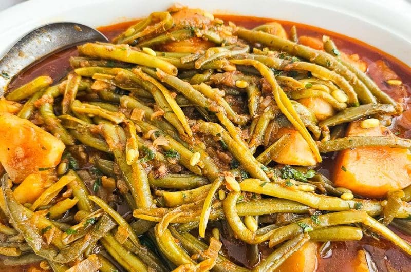 Greek Green Beans with Potatoes (Fasolakia)