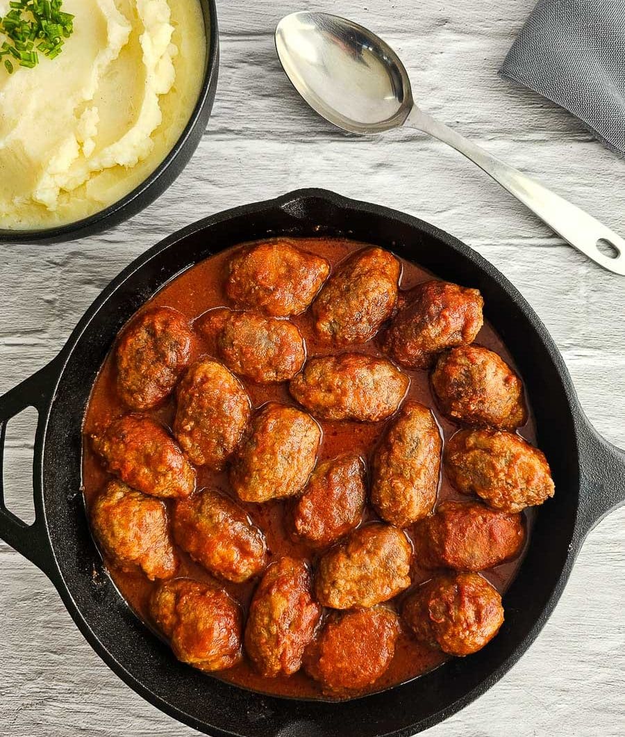 Soutzoukakia (Greek Meatballs in Tomato Sauce)