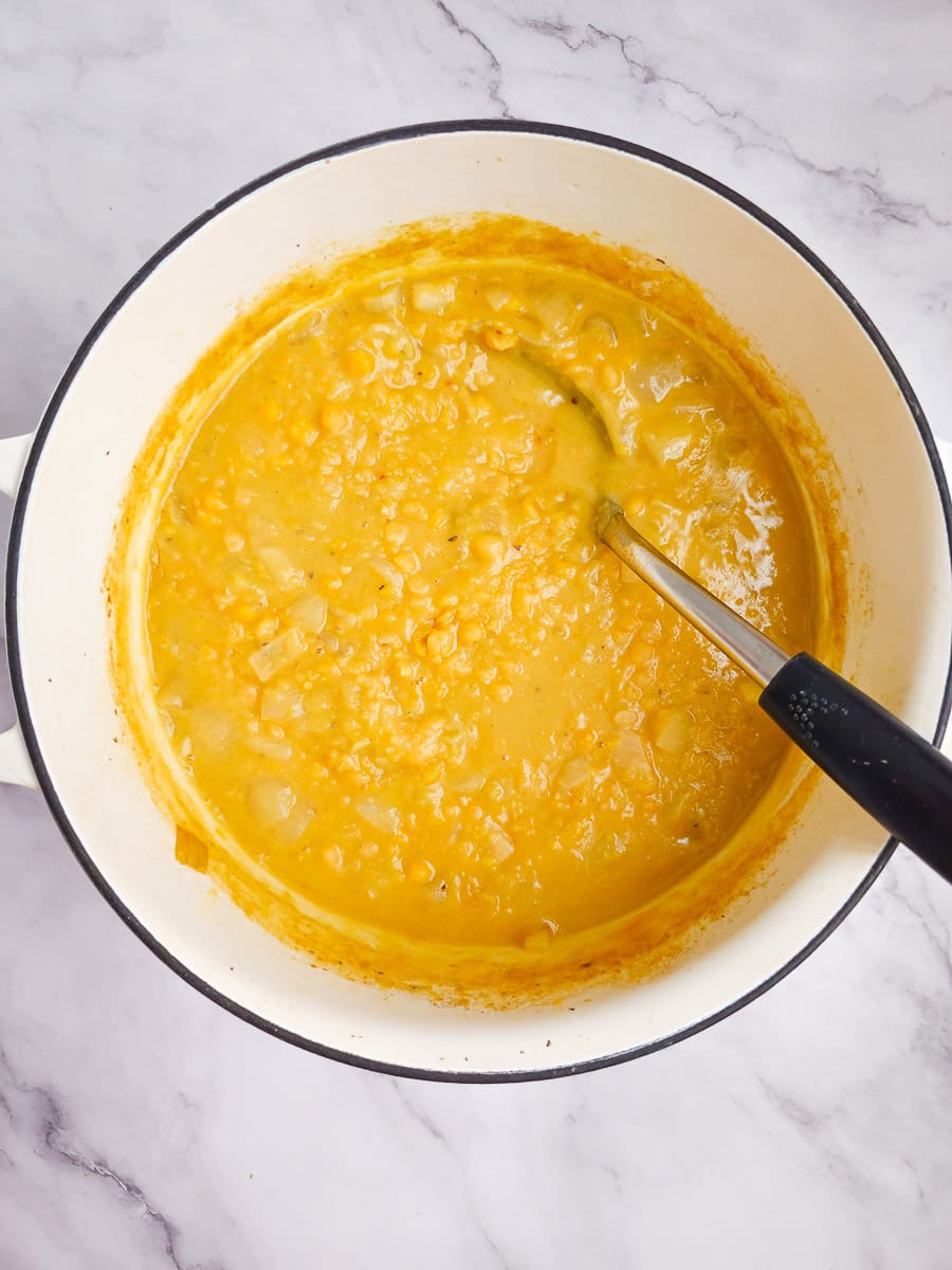 Fava- Yellow split peas puree in pot