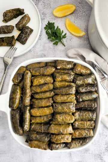 Dolmades-Greek-stuffed-vine-leaves-with-meat