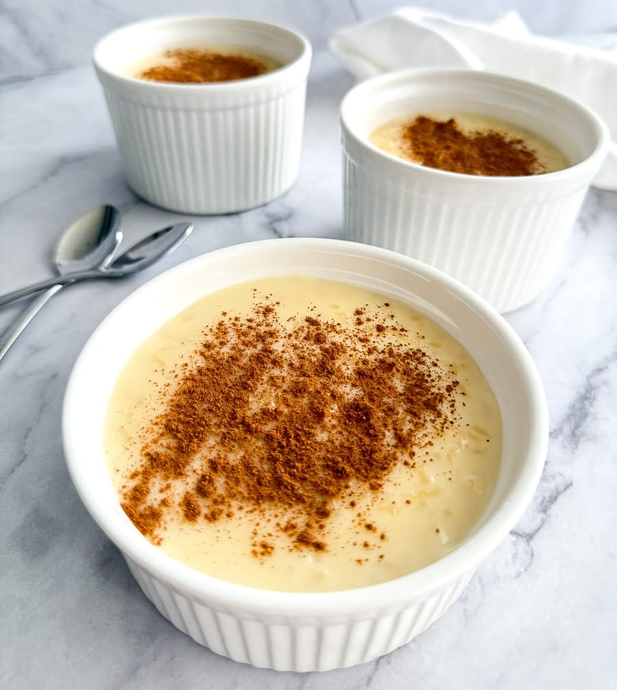 rizogalo-rice-pudding-in-a-bowl
