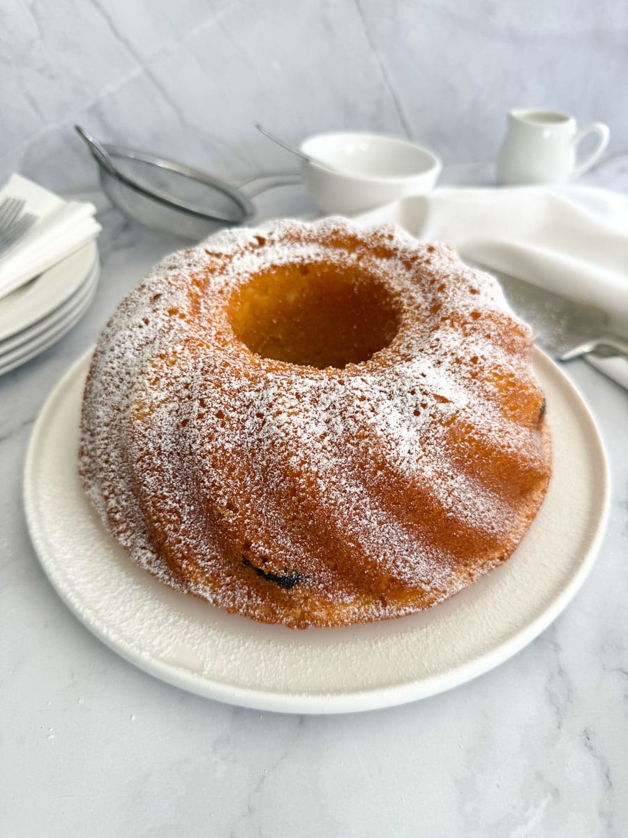 yoghurt cake on a plate
